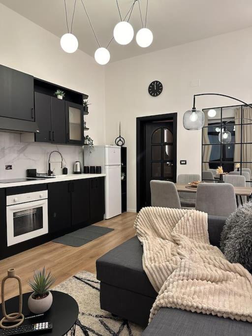 شقة La Casa Di Marlu - Gorgeous Flat In Catania Centre المظهر الخارجي الصورة